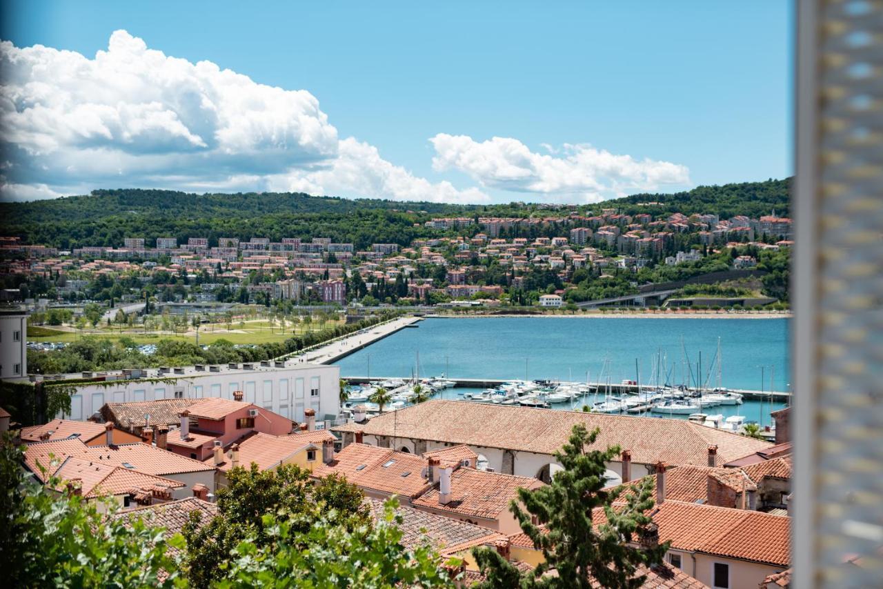Koper Seaside Residence Экстерьер фото