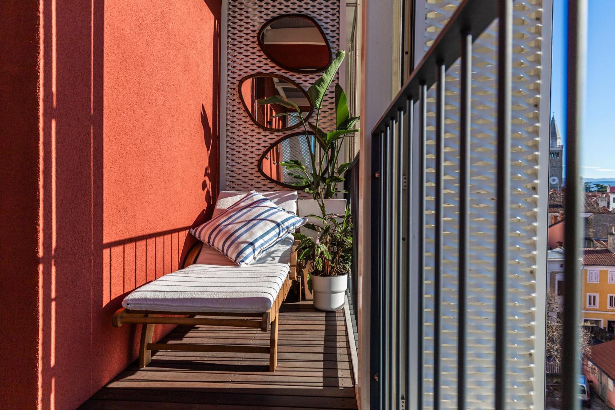 Koper Seaside Residence Экстерьер фото